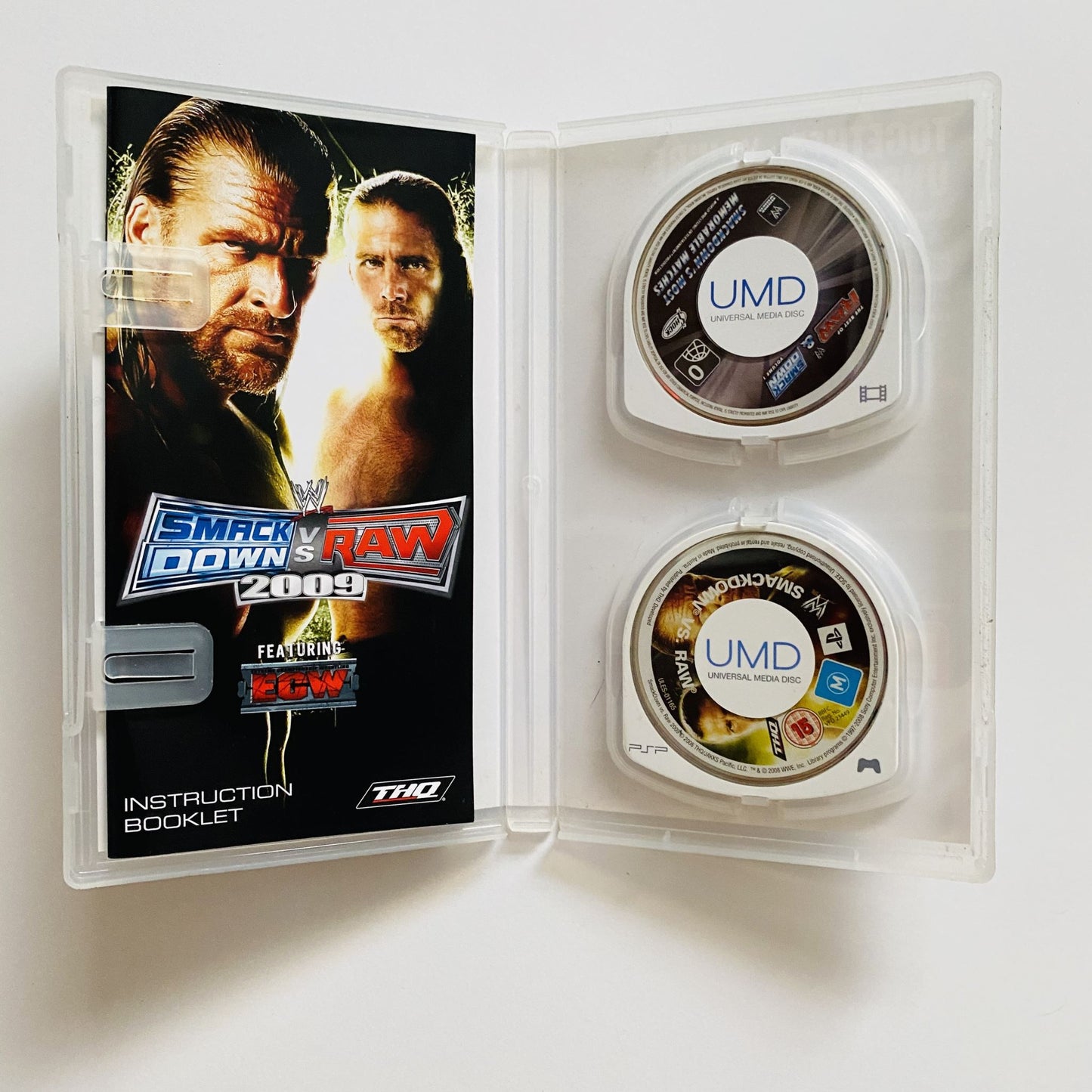 WWE Smackdown VS Raw 2009 with Bonus Disc - PSP