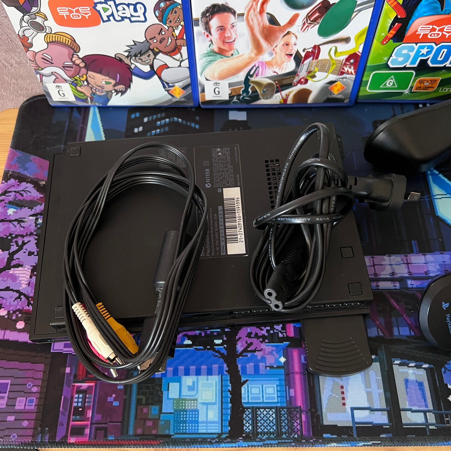 PlayStation 2 Console Buzz Bundle - PS2