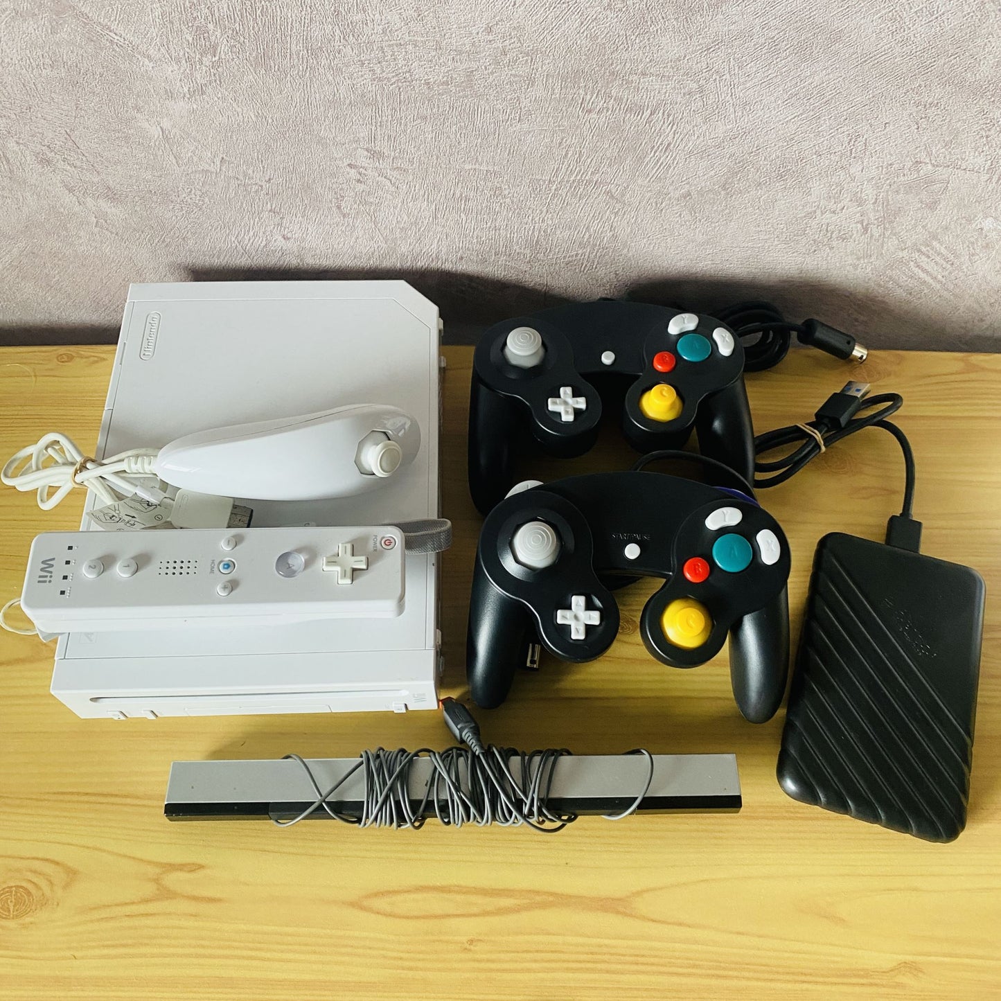 Modded Nintendo Wii Console Bundle